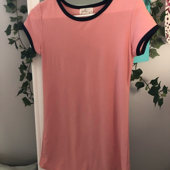 Pink T-shirt dress - Picture 1 of 4